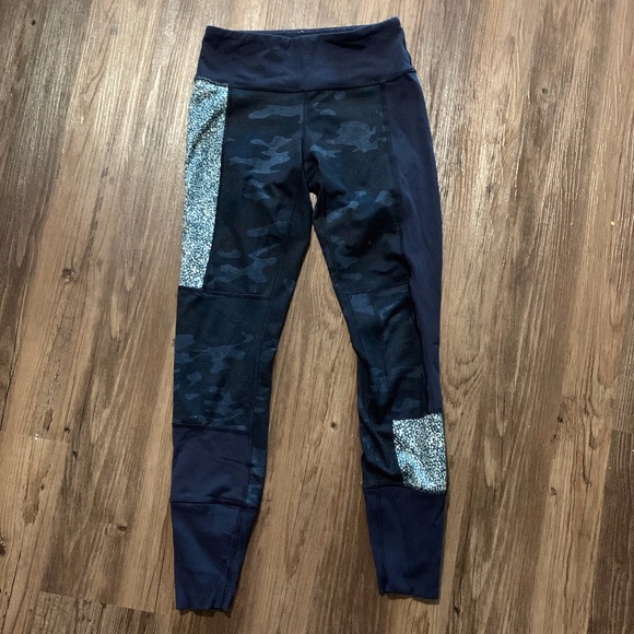 Lululemon leggings - Picture 1 of 4